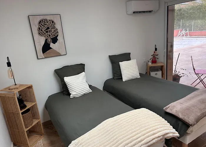 住宿加早餐酒店 Segustera 3*