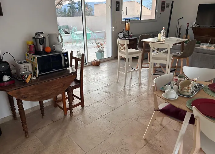 Segustera 住宿加早餐酒店