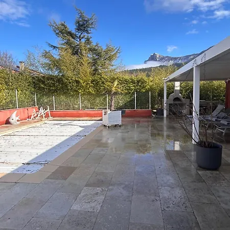 Segustera Bed & Breakfast 3*